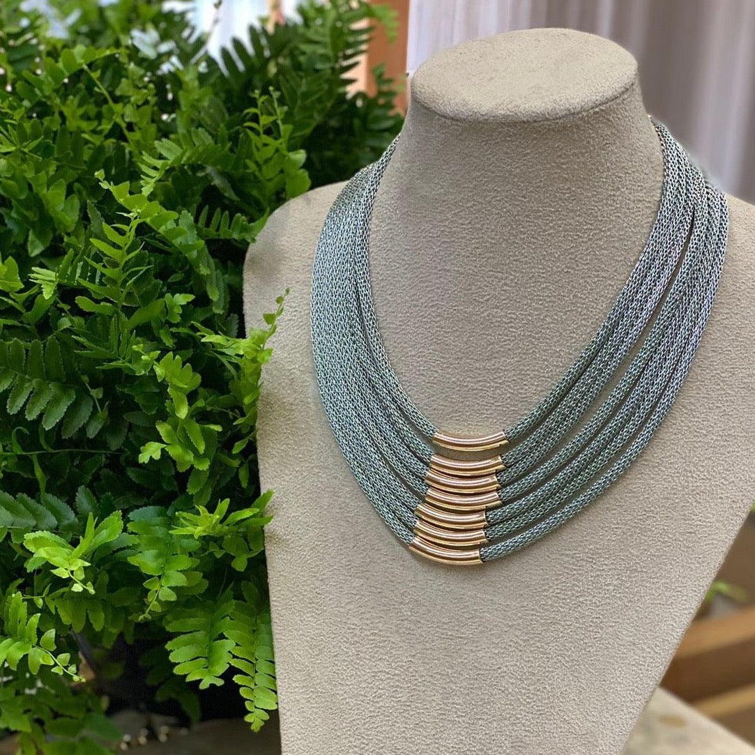 Mãos da Terra Mesh Aluminium Golden Necklace - Lachesis London