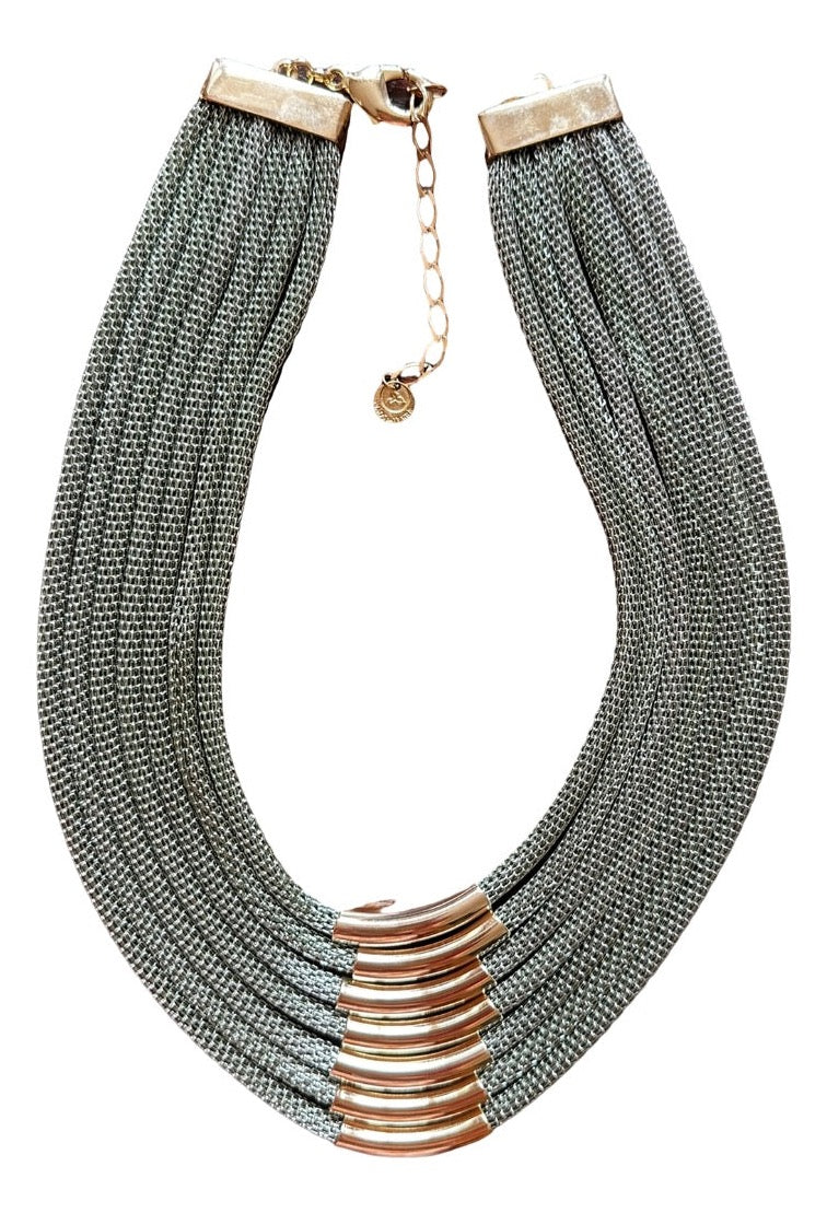 Mãos da Terra Mesh Aluminium Golden Necklace